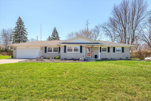 1282 Arrowwood Ln, Grand Blanc, MI, 48439-4893 | Card Image