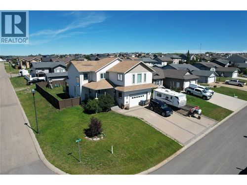 1844 88 Ave, Dawson Creek, BC, V1G0A6 | Card Image