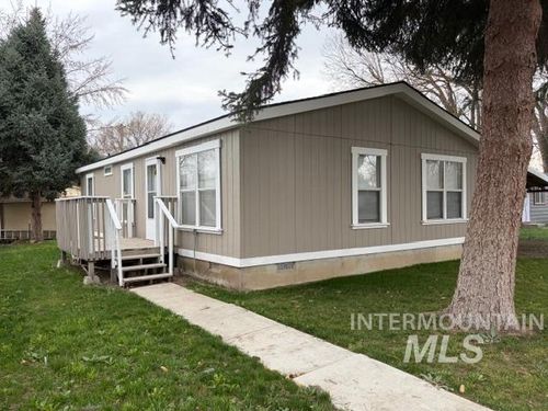 815 E Liberty St, Weiser, ID, 83672-2331 | Card Image
