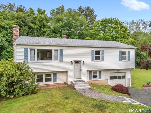 1144 Long Hill Rd, Guilford, CT, 06437-1815 | Card Image