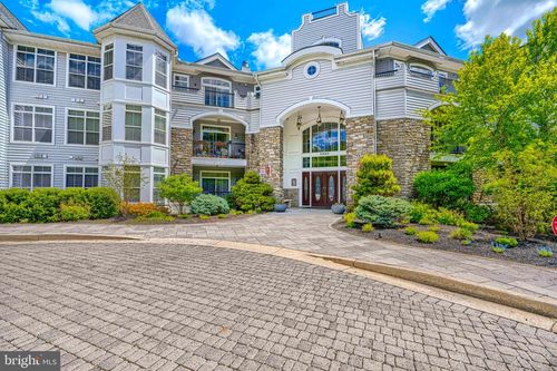 105-2900 Stone Cliff Dr, BALTIMORE, MD, 21209-3831 | Card Image