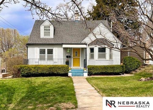 4548 Mason St, Omaha, NE, 68106-2018 | Card Image