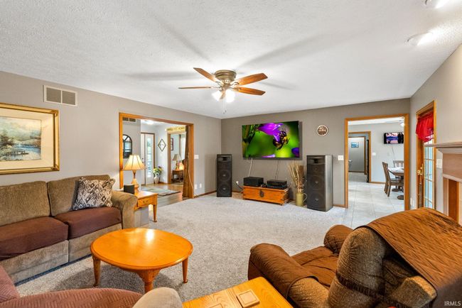 30 Ems C30 Ln, House other with 4 bedrooms, 3 bathrooms and null parking in Warsaw IN | Image 9