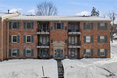 apt-e-940 Adam Dr, Pittsburgh, PA, 15216-1067 | Card Image