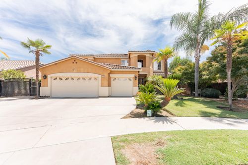 4162 S Garden Street, Visalia, CA, 93277 | Card Image