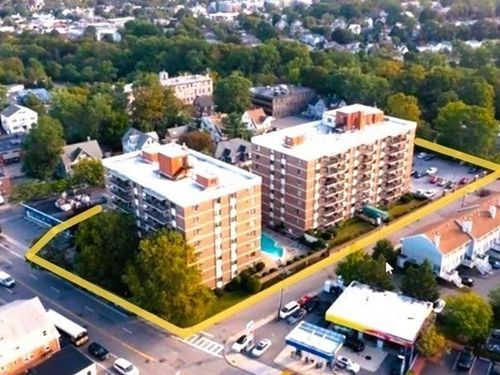 apt-26-10 Williams St, Watertown, MA, 02472-4608 | Card Image