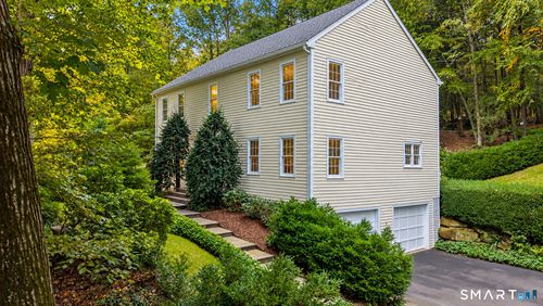 18 Cove Road, Brookfield, CT, 06804 | Card Image