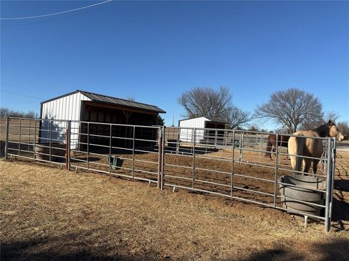 213 S Clay Rd, Yale, OK, 74085-6705 | Card Image