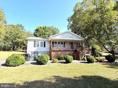 141 Peach Tree Ln, KEYSER, WV, 26726-8364 | Card Image