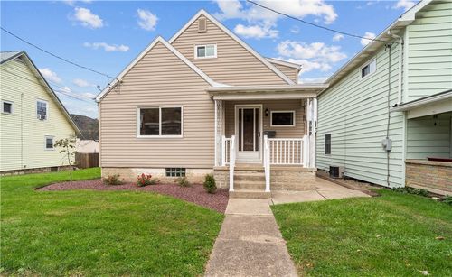 1513 5th Ave, Ford City, PA, 16226-1321 | Card Image