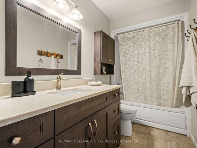 61 Green Briar Rd, Condo with 3 bedrooms, 3 bathrooms and 1 parking in Alliston ON | Image 20