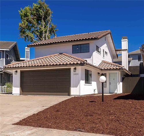 1935 Capistrano Ct, Grover Beach, CA, 93433-3220 | Card Image