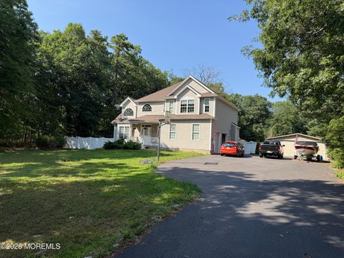 35 Lacey Rd, Whiting, NJ, 08759-4439 | Card Image