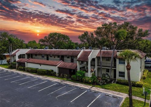 43-1100 E Bay Dr, LARGO, FL, 33770-2543 | Card Image