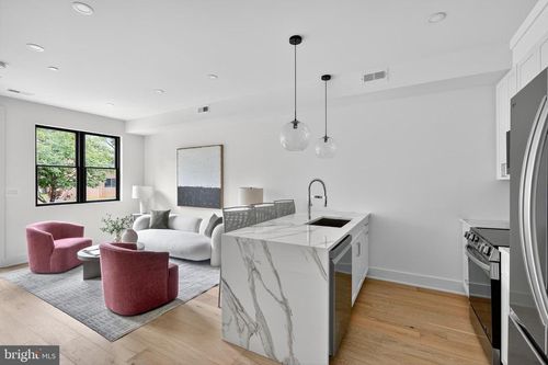 2-828 21st St Ne, WASHINGTON, DC, 20002-4110 | Card Image