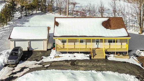 300 Falmouth Back Rd, Falmouth, NS, B0P1P0 | Card Image