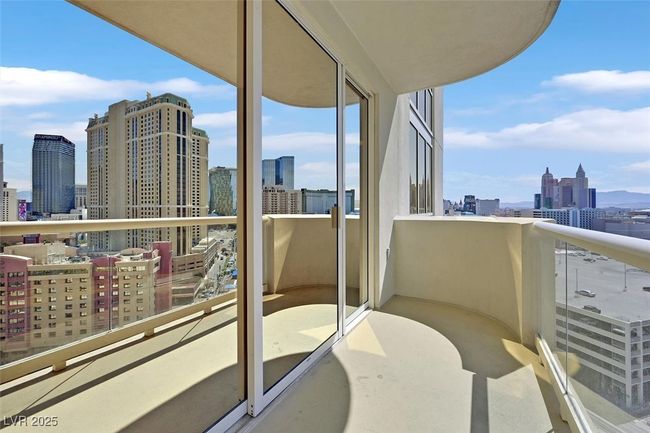 Balcony with a skyline view | Image 25