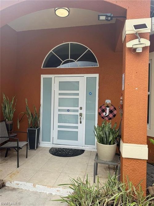 2806 5th St W, LEHIGH ACRES, FL, 33971-1427 | Card Image