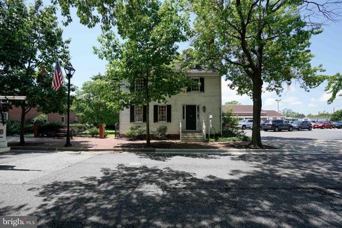133 N Washington St, EASTON, MD, 21601-3127 | Card Image