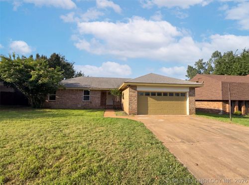 1123 E Willham Dr, Stillwater, OK, 74075-7224 | Card Image