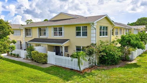 apt-i-221 Foxtail Dr, Greenacres, FL, 33415-6038 | Card Image