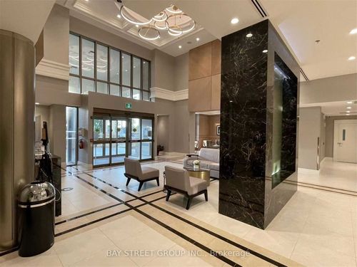 701-5698 Main St, Niagara Falls, ON, L2G0Z2 | Card Image