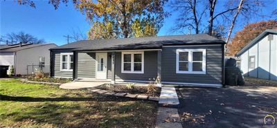 2613 Sw Morningside Rd, House other with 3 bedrooms, 1 bathrooms and null parking in Topeka KS | Image 2