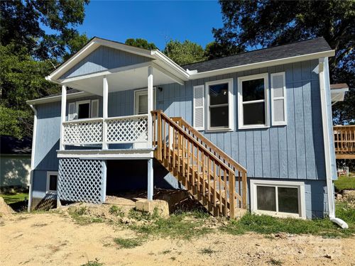 a-1902 W 5th Ave, Gastonia, NC, 28052-3621 | Card Image
