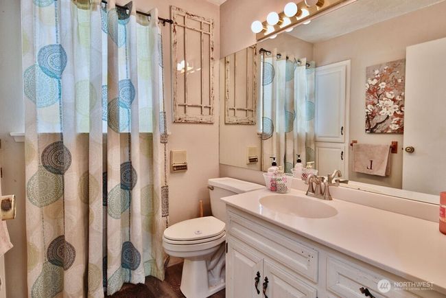 bathroom | Image 23