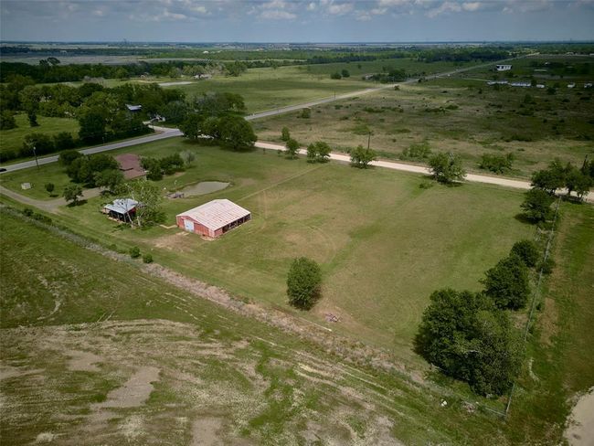 12021 Fm 1994 Rd, House other with 4 bedrooms, 3 bathrooms and 4 parking in Guy TX | Image 45