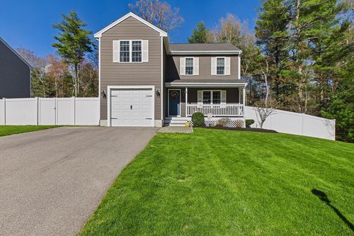 987 Dighton Woods Cir, Dighton, MA, 02715-1161 | Card Image