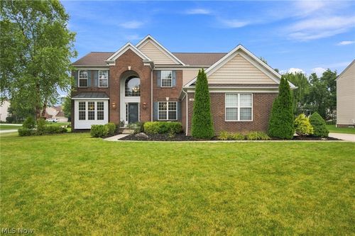 465 Wilmington Dr, Broadview Heights, OH, 44147-4405 | Card Image