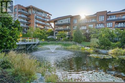 401 - 741 Travino Lane, Condo with 2 bedrooms, 3 bathrooms and 2 parking in Victoria BC | Image 1