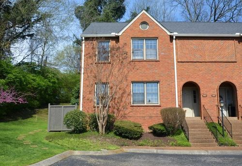 252 Westchase Dr, Nashville, TN, 37205-4738 | Card Image