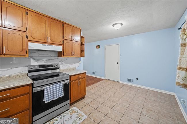 6516 Maddox Rd, House other with 3 bedrooms, 2 bathrooms and null parking in Morrow GA | Image 9