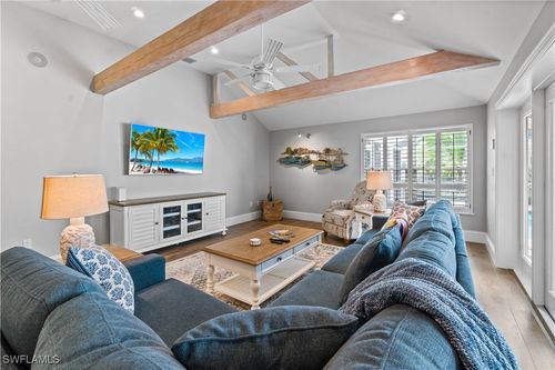 1320 Marlin Dr, NAPLES, FL, 34102-1531 | Card Image