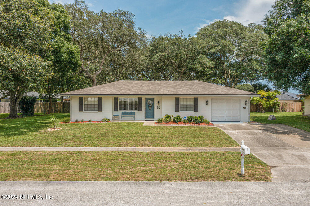 Alcala Dr, Street Augustine, FL 32086