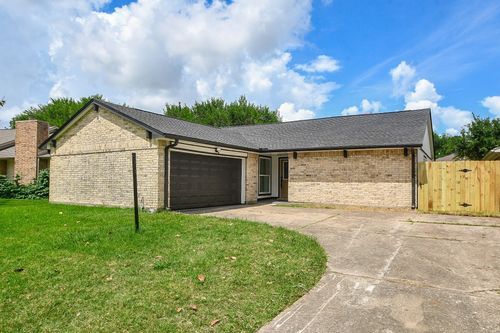 6530 La Violetta Dr, Houston, TX, 77083-1034 | Card Image