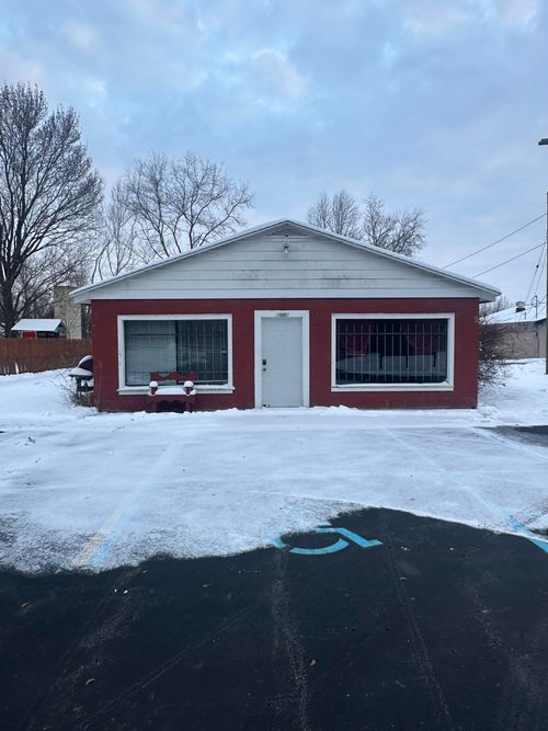 16987 W Michigan Ave, Albion, MI, 49224-9687 | Card Image