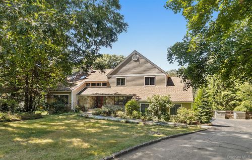 12 Logging Rd, Katonah, NY, 10536-3609 | Card Image