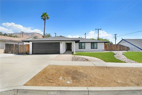 2551 La Praix St, Highland, CA, 92346-2202 | Card Image