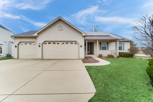 310 Fairwind Ct, Montgomery, IL, 60538-3053 | Card Image