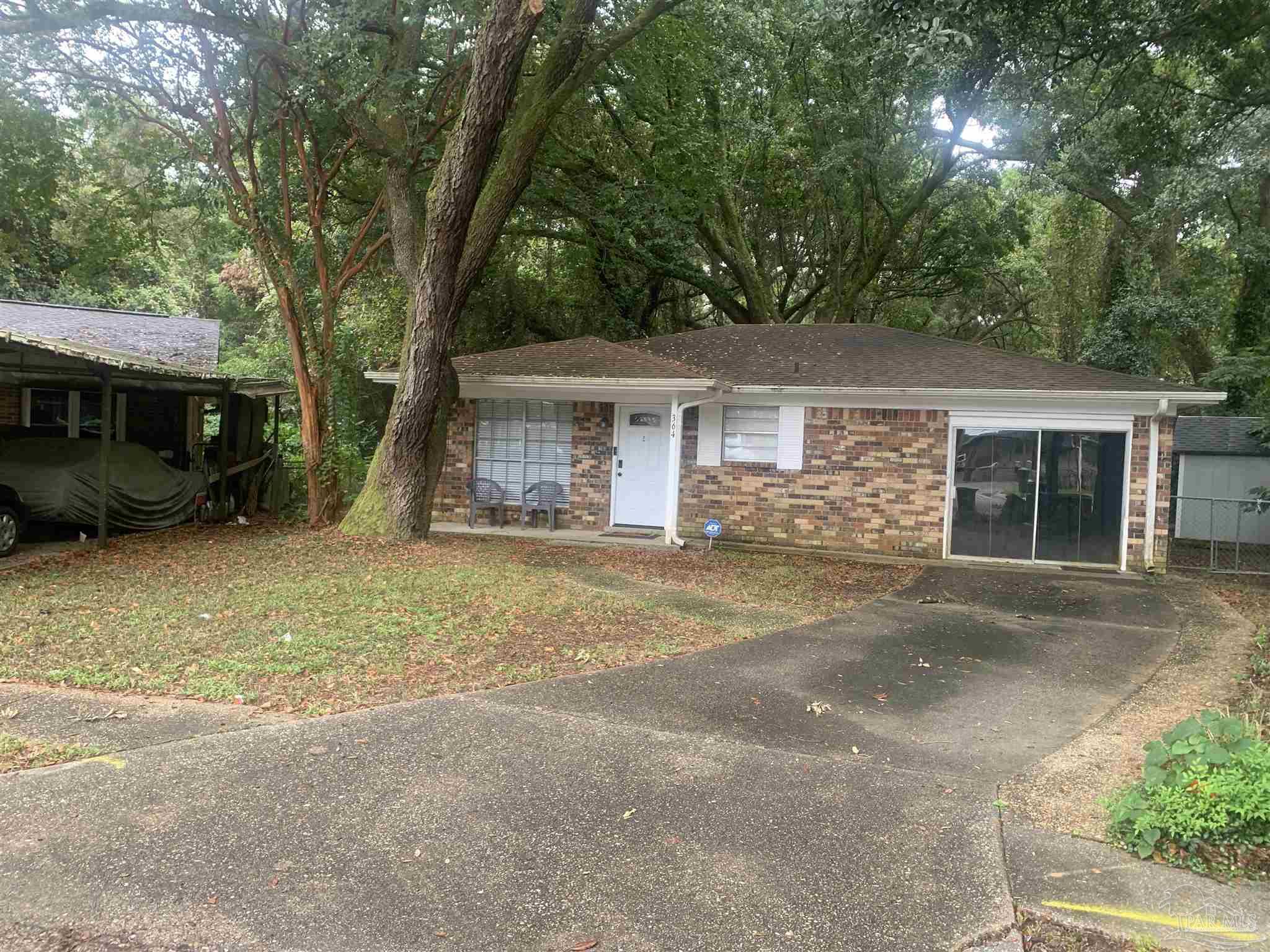 Pine Ridge Ln, Pensacola, FL 32514