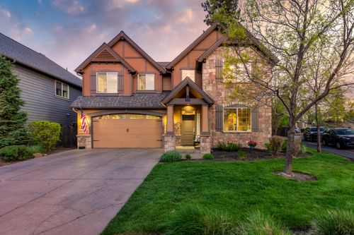 20165 Stonegate Dr, Bend, OR, 97702-9198 | Card Image