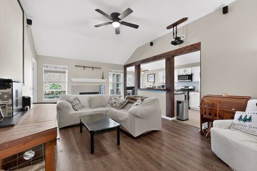 15104 Mimebark Way, Austin, TX, 78724-7231 | Card Image
