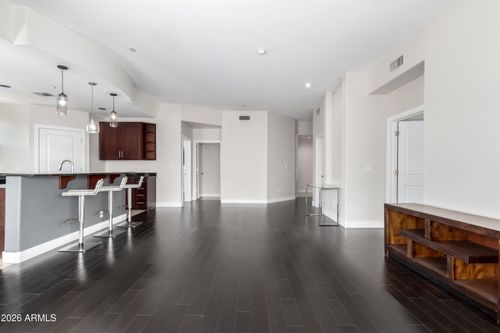 5023-945 E Playa Del Norte Dr, Tempe, AZ, 85288-2205 | Card Image