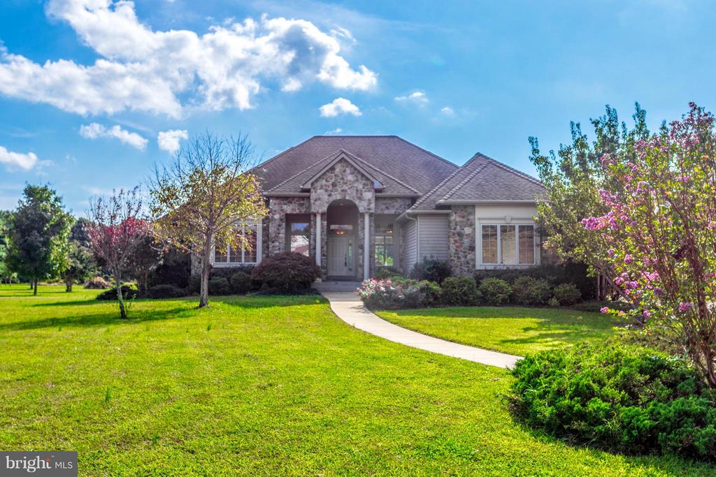 White Tail Way, Saint Inigoes, MD 20684
