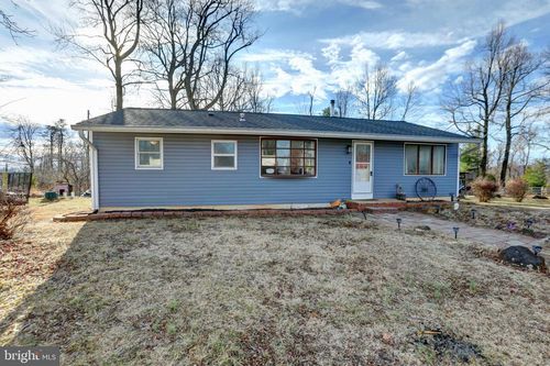 746 Bifrost Way, LINDEN, VA, 22642-5923 | Card Image