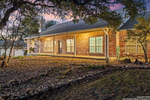 164 Paloma Dr, Canyon Lake, TX, 78133-5400 | Card Image