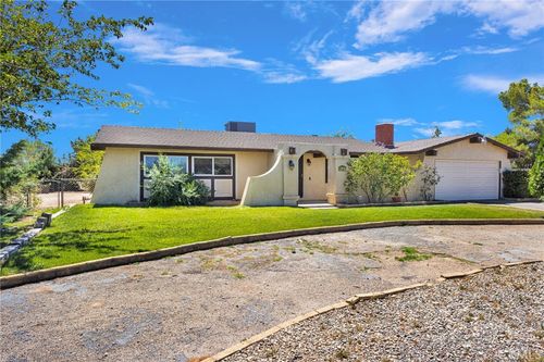 14941 Walnut St, Hesperia, CA, 92345-3349 | Card Image